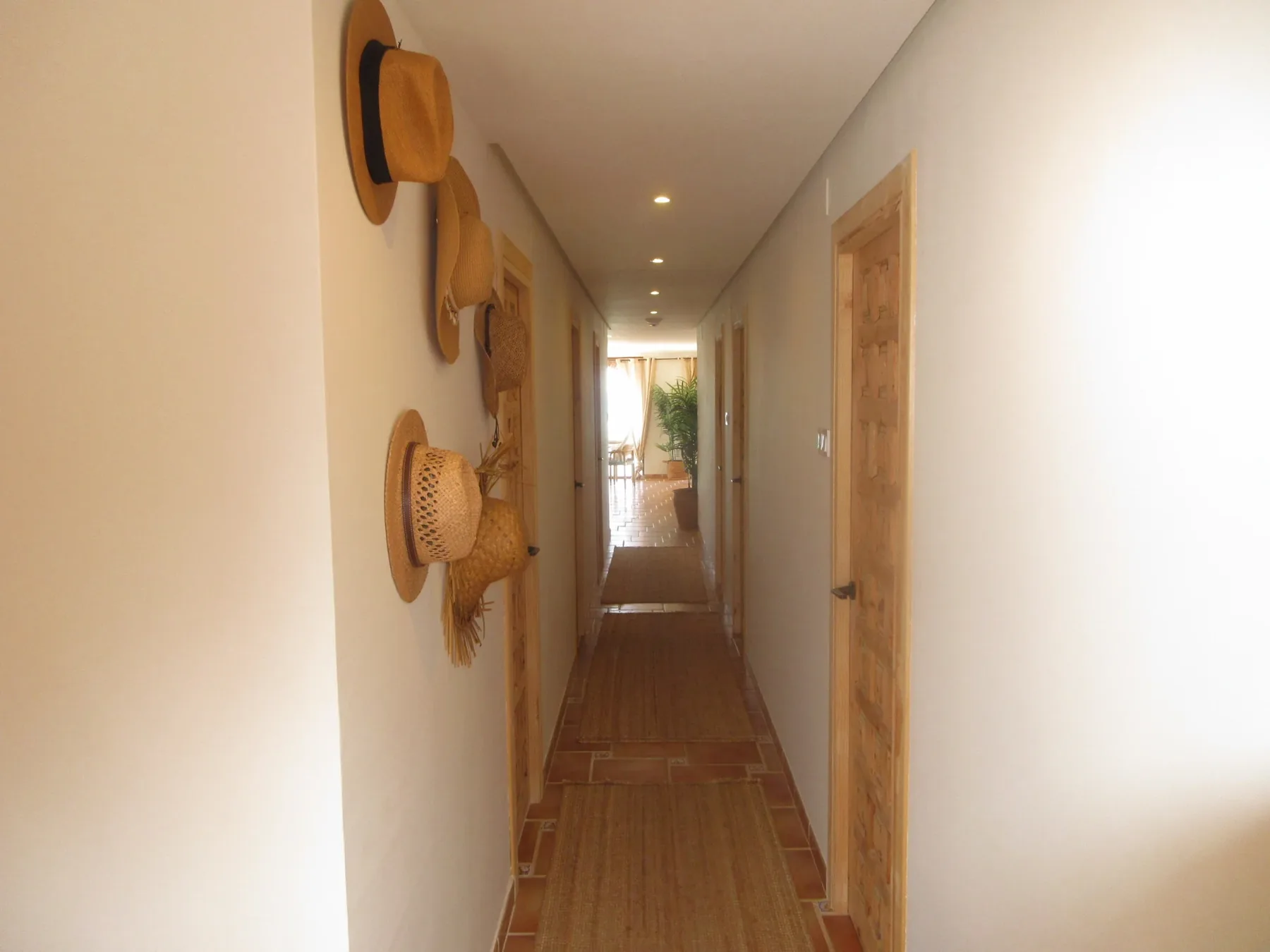 Entrance and hallway of Beachhouse Sueños del Mar